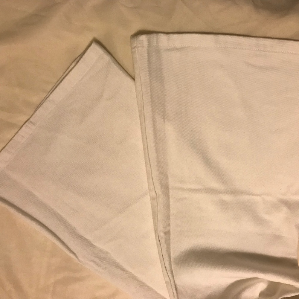 Newport News Jeanology WHITE Jeans - Size 12